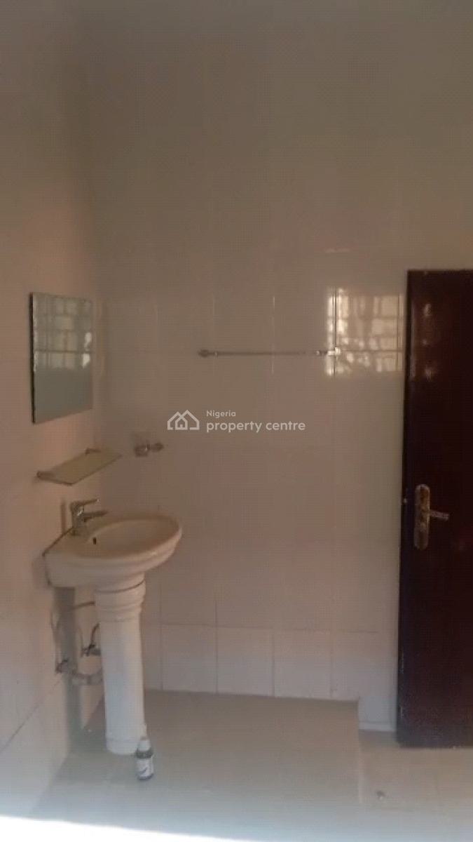 3 Bedrooms Block of Flat, Main, Gwarinpa, Abuja, Flat / Apartment for Rent