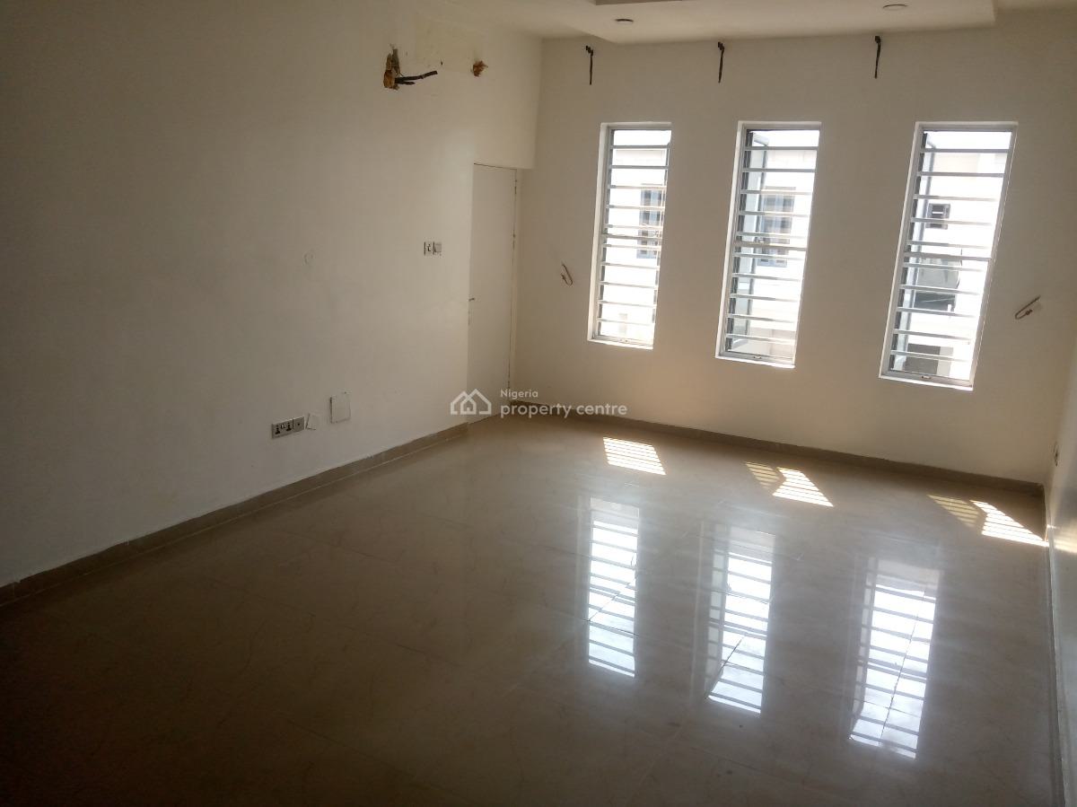 Executive 4 Bedroom Semi Detached Duplex with 1 Room Bq, Lafiaji, Lekki, Lagos, Semi-detached Duplex for Rent