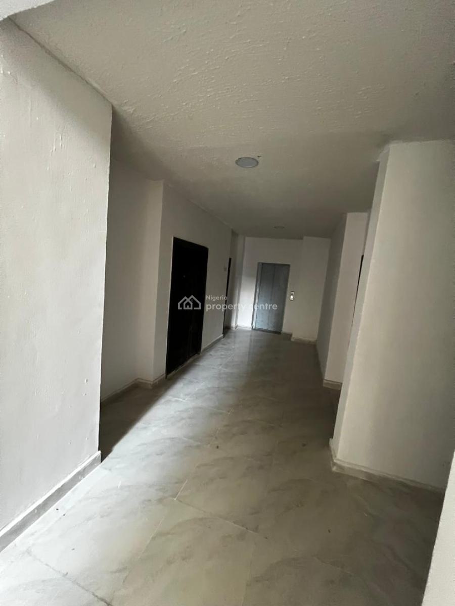 Fully Serviced 2 Bedroom Maisonette with Lift, Off Freedom Way, Lekki Phase 1, Lekki, Lagos, Flat / Apartment for Rent