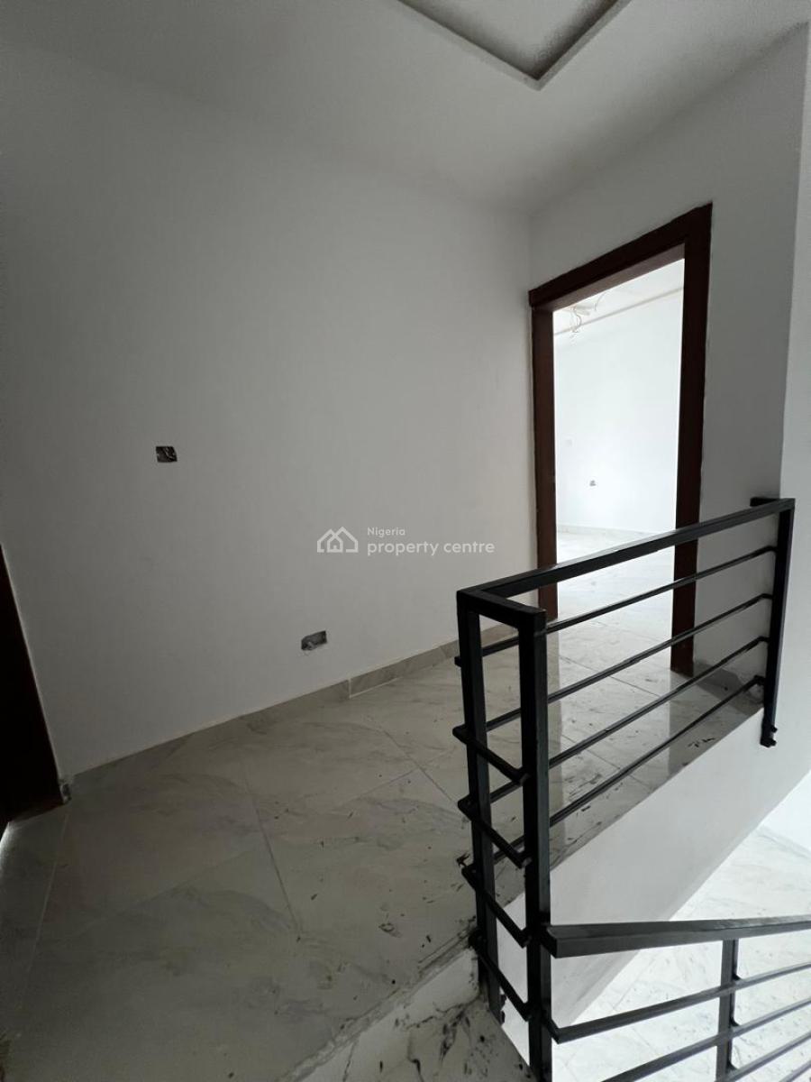 Fully Serviced 2 Bedroom Maisonette with Lift, Off Freedom Way, Lekki Phase 1, Lekki, Lagos, Flat / Apartment for Rent