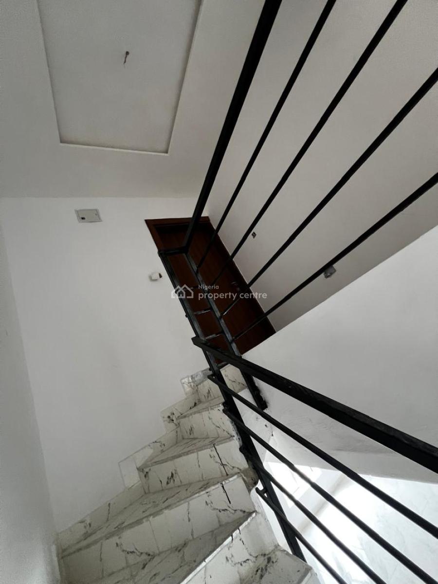 Fully Serviced 2 Bedroom Maisonette with Lift, Off Freedom Way, Lekki Phase 1, Lekki, Lagos, Flat / Apartment for Rent