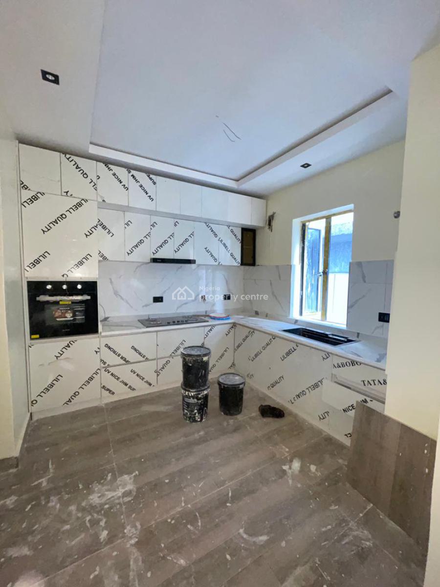 Excellent 2 Bedroom Apartment with a Pool, Ikate, Lekki, Lagos, Flat / Apartment for Sale