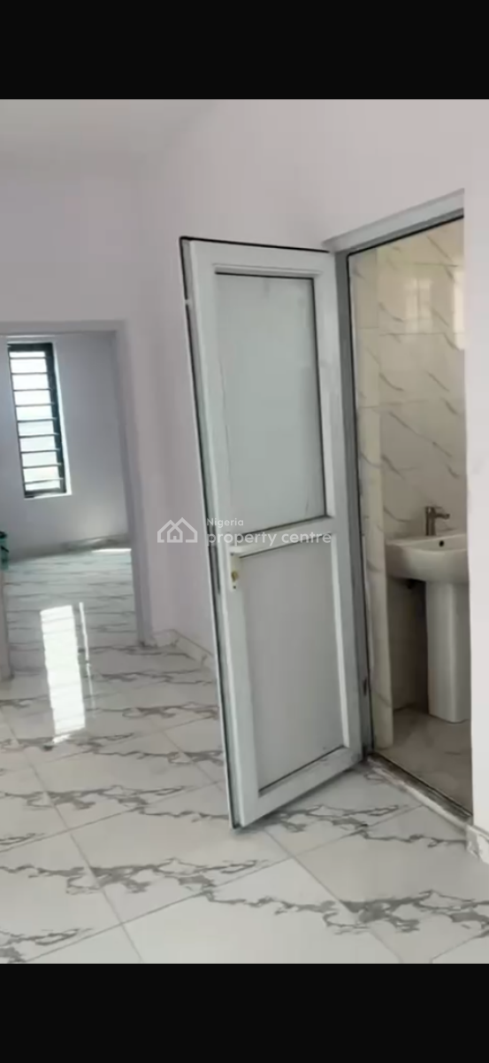 New Built 2 Bedroom Apartment, Ologolo, Lekki, Lagos, Flat / Apartment for Rent