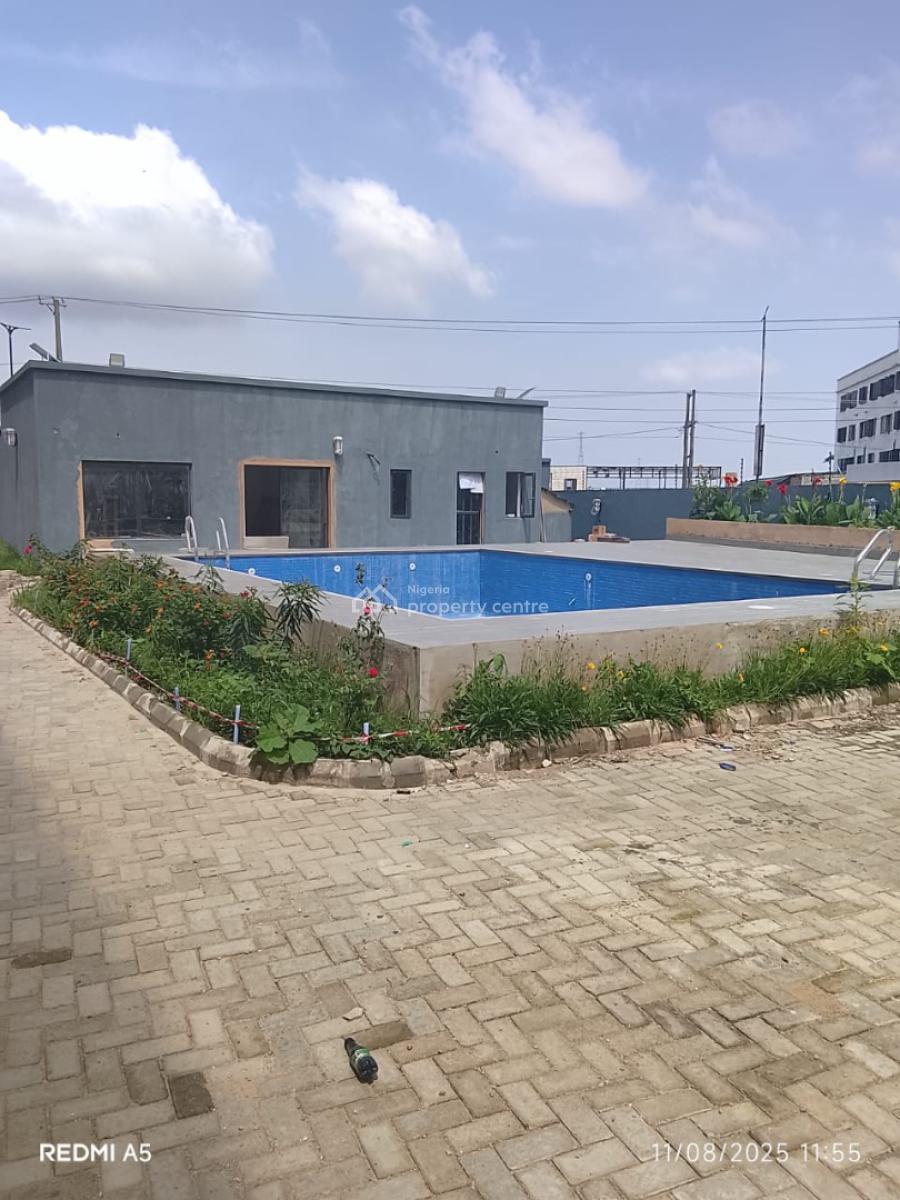 Brand New Fully Serviced 2 Bedroom, Off Admiralty Way, Lekki Phase 1, Lekki, Lagos, Flat / Apartment for Rent