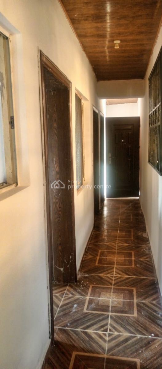 3-bedroom Apartment with Good Light 2 in The Compound Close to Road, Elemoro, Bogije, Ibeju Lekki, Lagos, Flat / Apartment for Rent