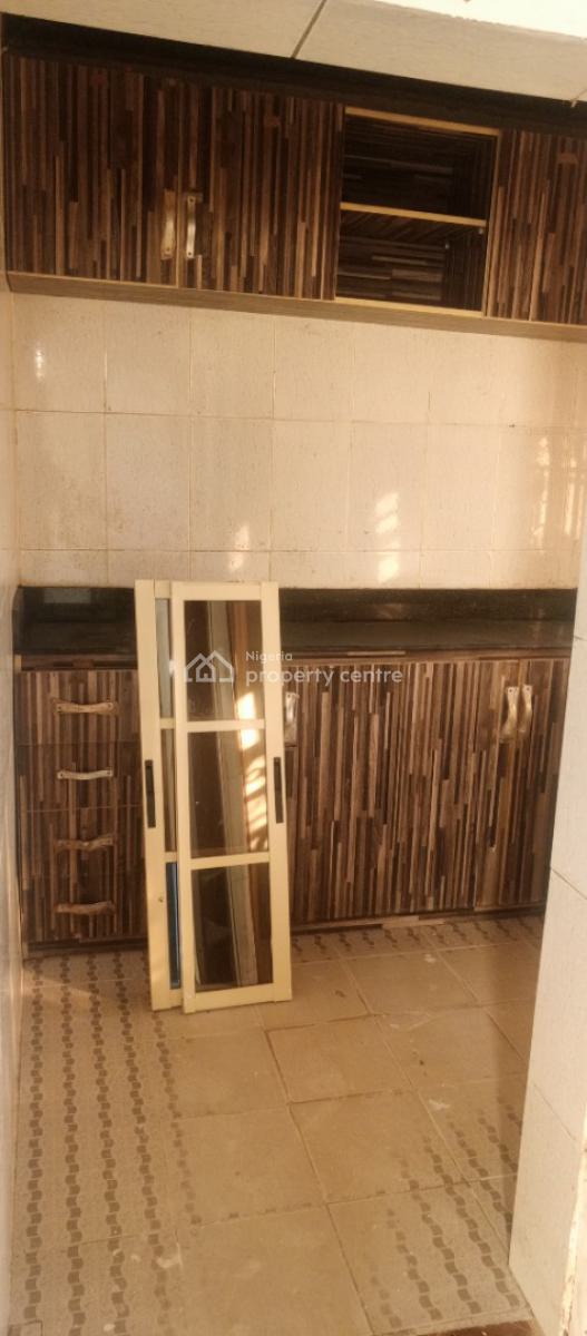 3-bedroom Apartment with Good Light 2 in The Compound Close to Road, Elemoro, Bogije, Ibeju Lekki, Lagos, Flat / Apartment for Rent
