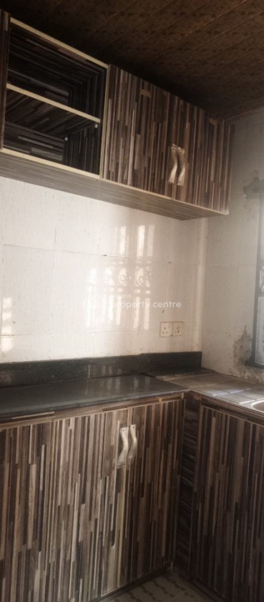 3-bedroom Apartment with Good Light 2 in The Compound Close to Road, Elemoro, Bogije, Ibeju Lekki, Lagos, Flat / Apartment for Rent