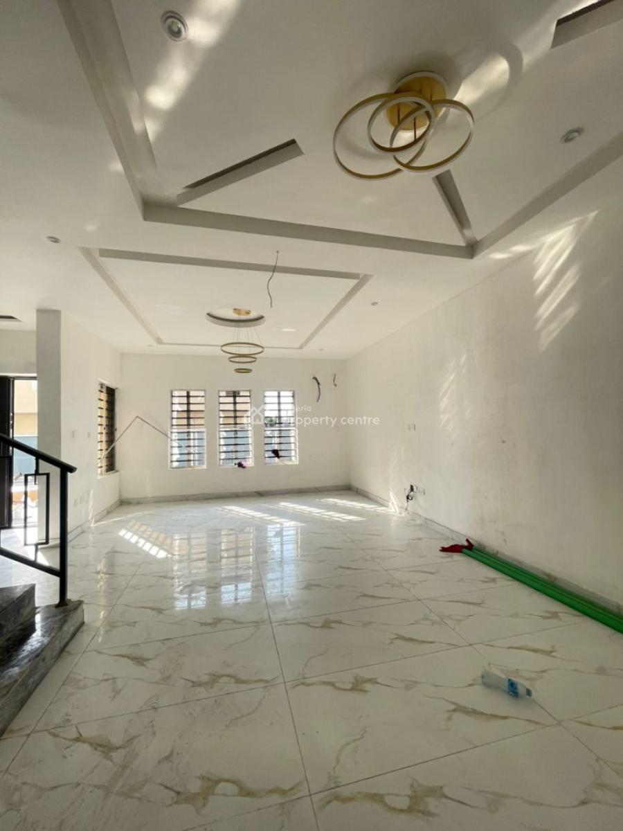 Fully Serviced 4 Bedroom Terrace Duplex on 2 Floors with a Bq, Lekki Phase 1, Lekki, Lagos, Terraced Duplex for Rent