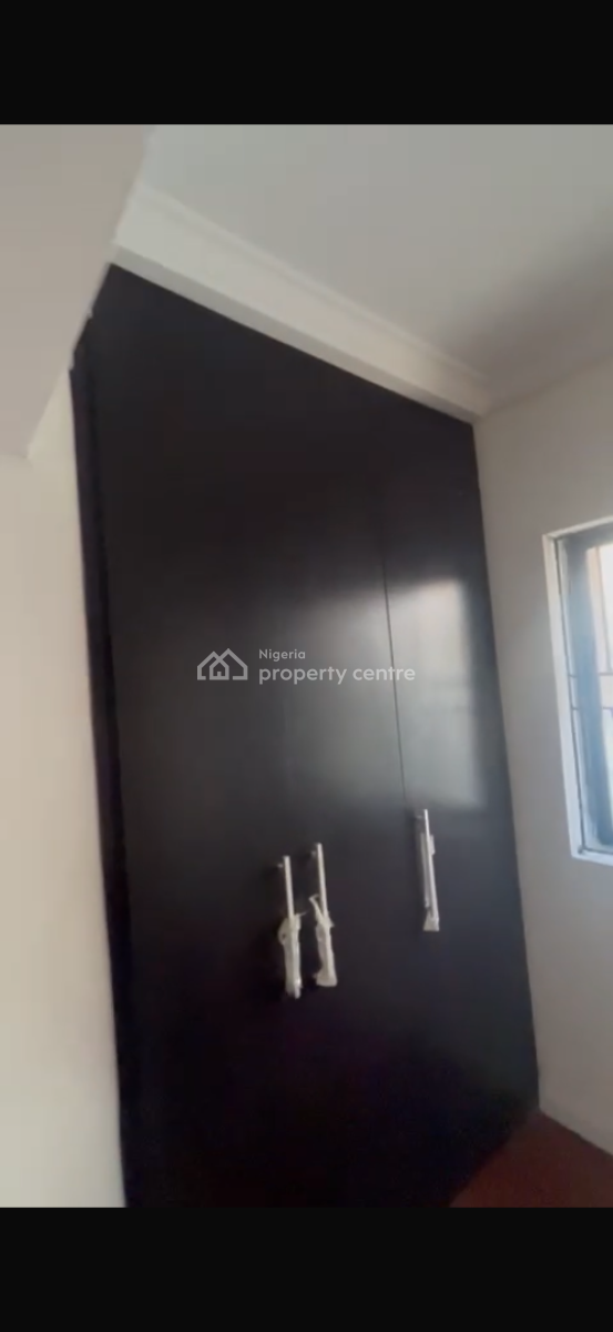 Standard 3 Bedroom Apartment, Ikota, Lekki, Lagos, Flat / Apartment for Rent