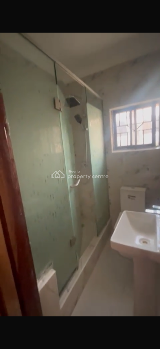 Standard 3 Bedroom Apartment, Ikota, Lekki, Lagos, Flat / Apartment for Rent