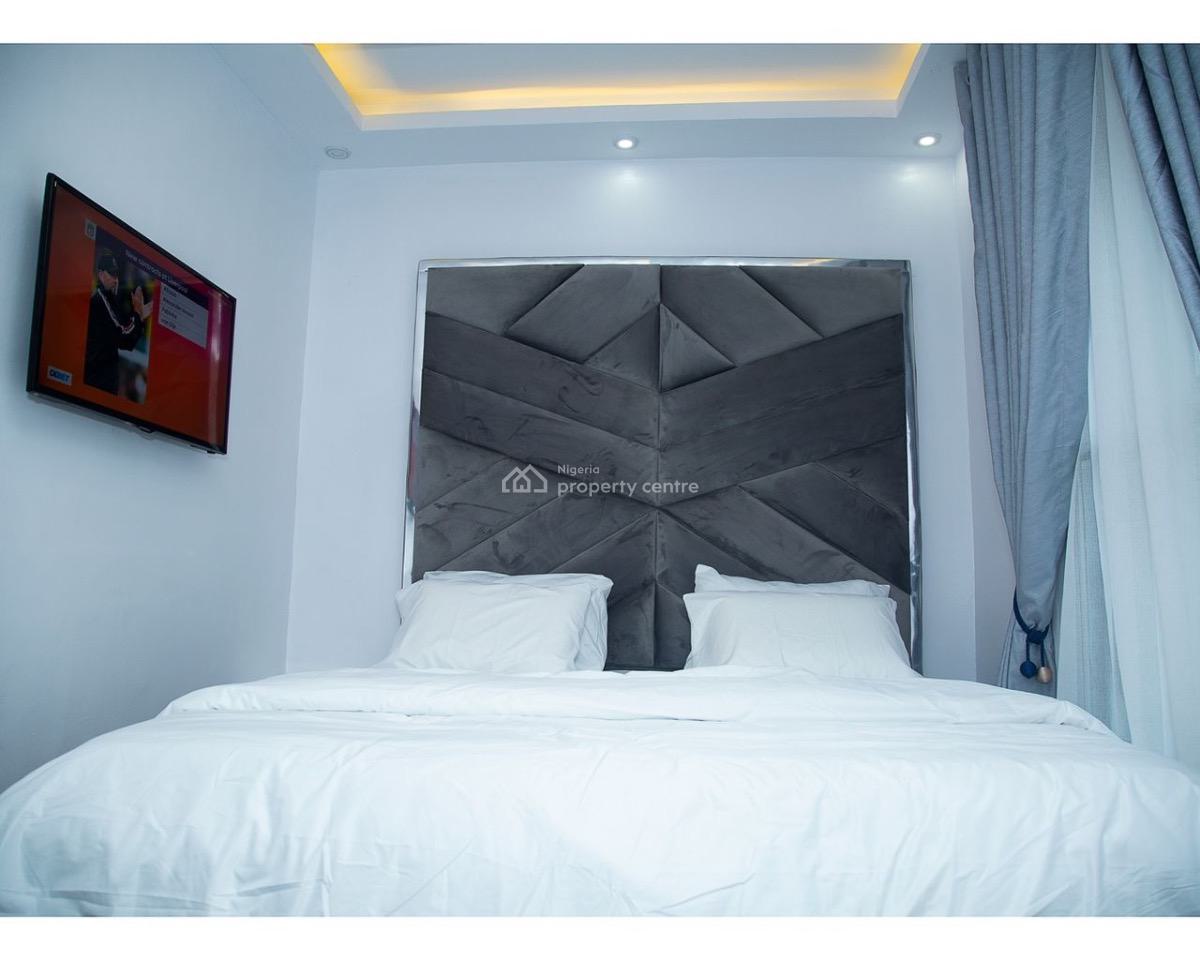 Luxury One(1) Bedroom Apartment, Adedeji Adekola, Lekki Phase 1, Lekki, Lagos, Flat / Apartment Short Let