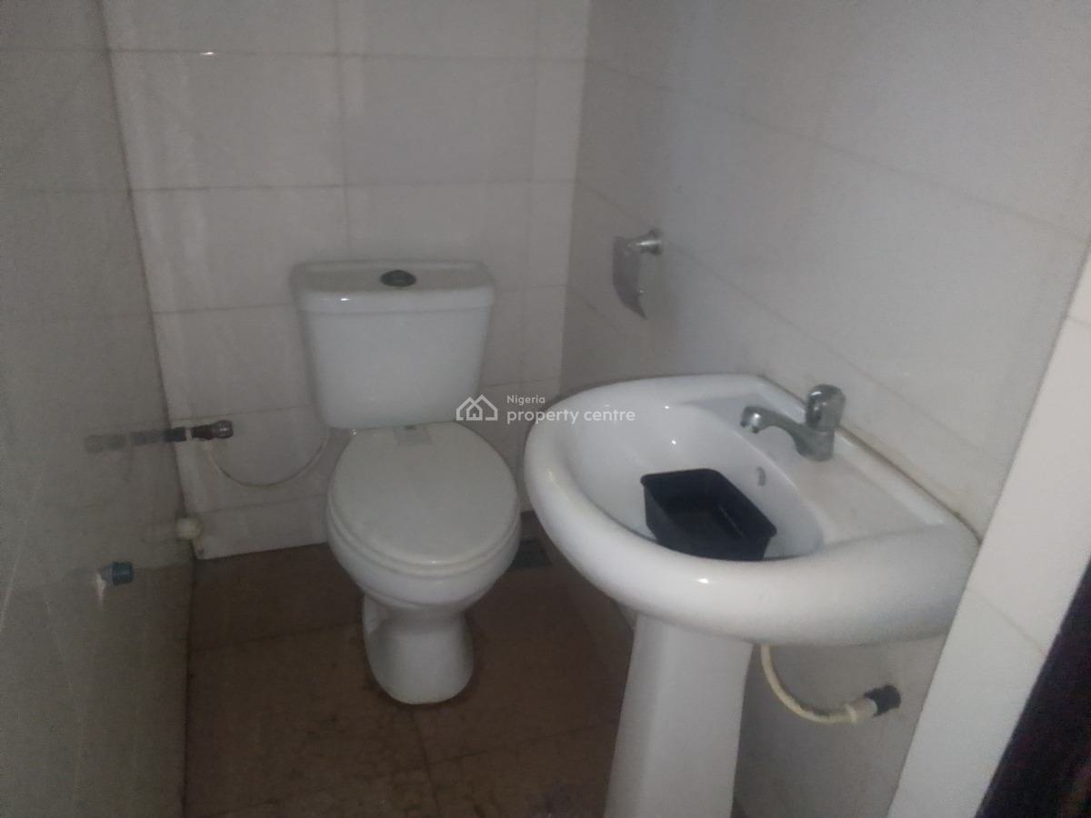 Spacious Luxury 2 Bedroom Flat with Excellent Features, Alasela Estate, Ogombo, Ajah, Lagos, Flat / Apartment for Rent