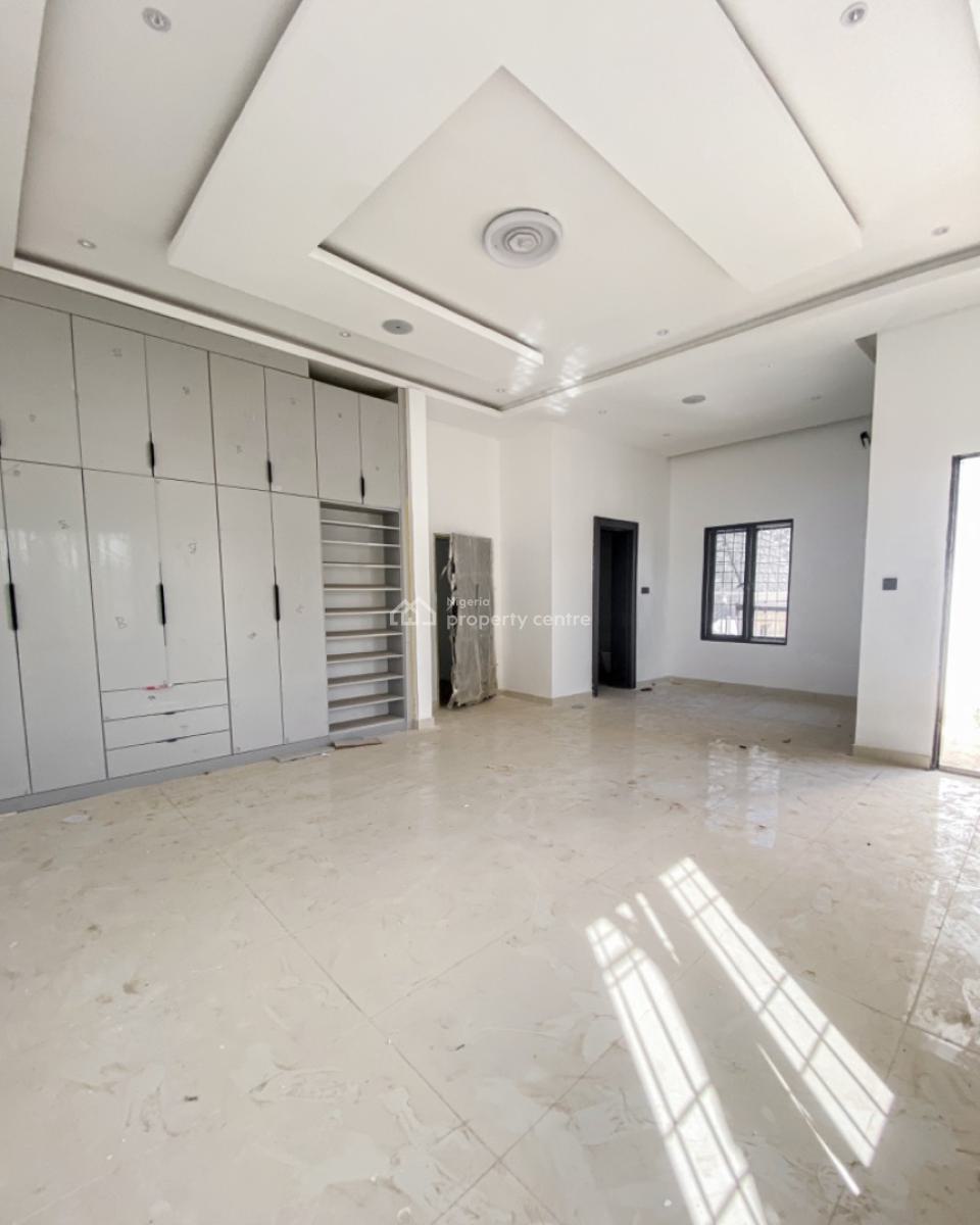 6 Bedroom Semi Detached Duplex with Bq, Guzape District, Abuja, Flat / Apartment for Sale