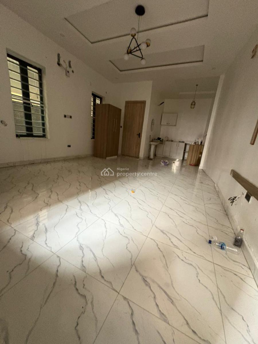 Spacious Studio Apartment, Orchid Road, Lekki, Lagos, Self Contain (single Rooms) for Rent
