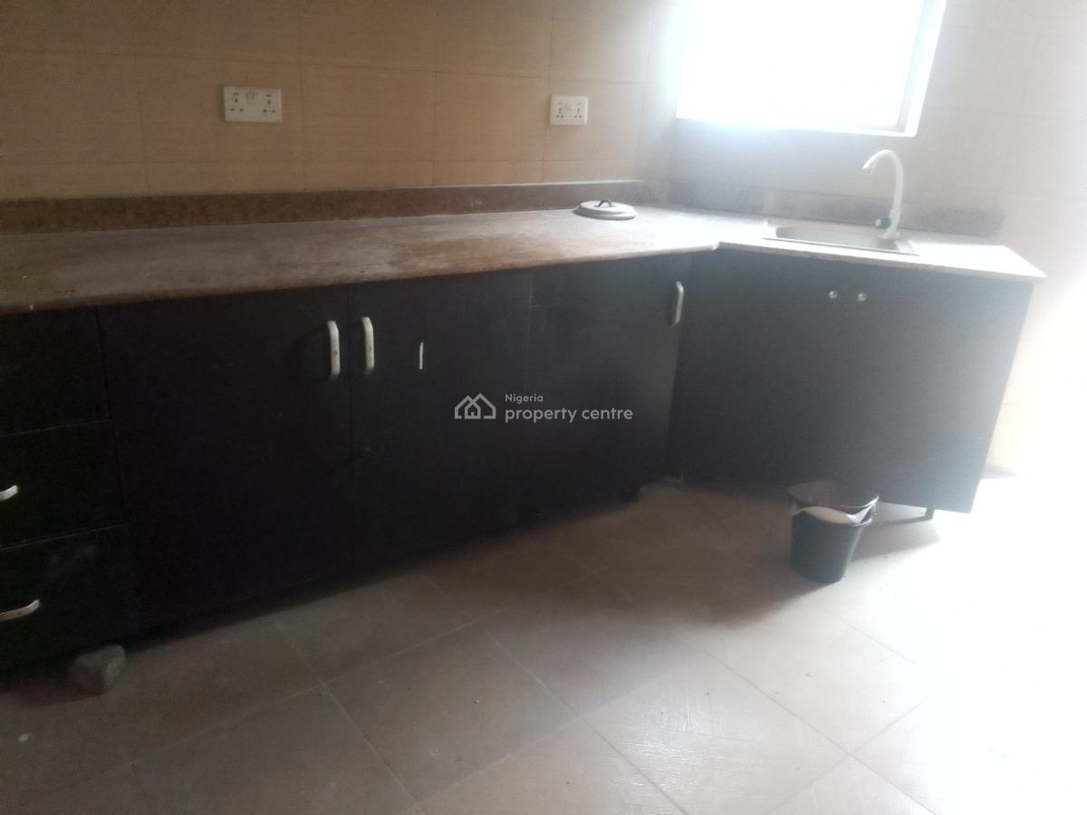 Spacious Luxury 3 Bedroom Flat with Excellent Features, Alasela Estate, Ogombo, Ajah, Lagos, Flat / Apartment for Rent