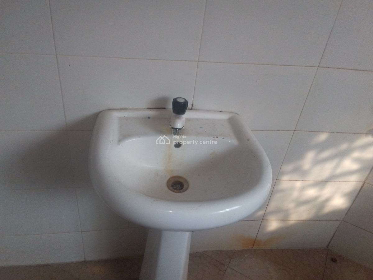 Spacious Luxury 3 Bedroom Flat with Excellent Features, Alasela Estate, Ogombo, Ajah, Lagos, Flat / Apartment for Rent