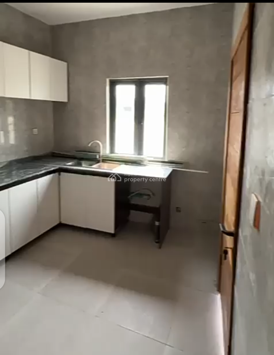 Luxury 2 Bedroom Apartment with Excellent Facilities, Ajah, Lagos, Flat / Apartment for Sale