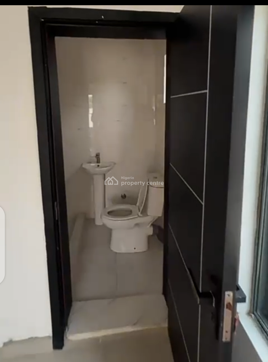 Luxury 2 Bedroom Apartment with Excellent Facilities, Ajah, Lagos, Flat / Apartment for Sale