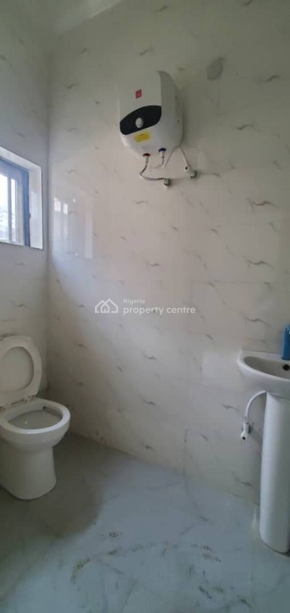 Nicely Finished 3 Bedroom Luxury Apartment, Ilasan, Lekki, Lagos, Flat / Apartment for Rent