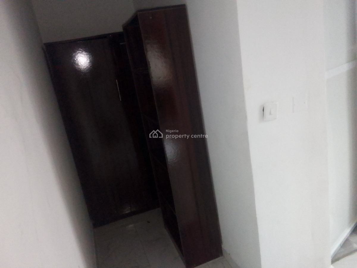 Spacious Luxury Self Contain with Excellent Features, Alasela Estate Road, Ogombo, Ajah, Lagos, Self Contain (single Rooms) for Rent
