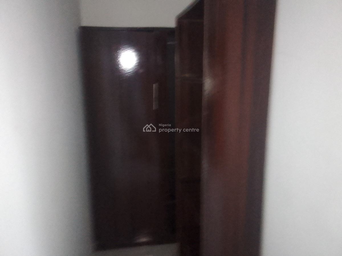 Spacious Luxury Self Contain with Excellent Features, Alasela Estate Road, Ogombo, Ajah, Lagos, Self Contain (single Rooms) for Rent