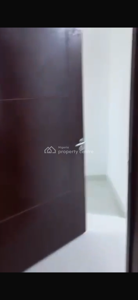 Standard 2 Bedroom Apartment, Orchid Road, Okun-ajah, Ajah, Lagos, Flat / Apartment for Rent