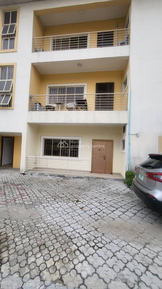 3-bedroom Spacious Apartment with Bq, Lekki Phase 1, Lekki, Lagos, Flat / Apartment for Rent