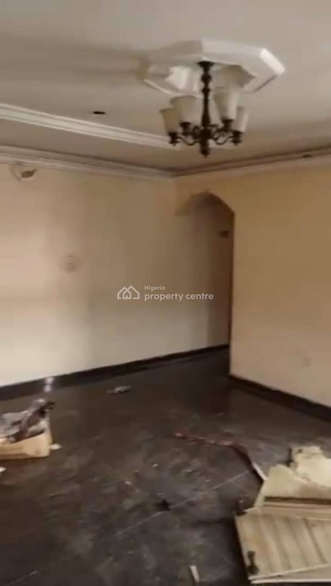 Lovely 3 Bedroom Flat, Sawmill, Gbagada, Lagos, Flat / Apartment for Rent