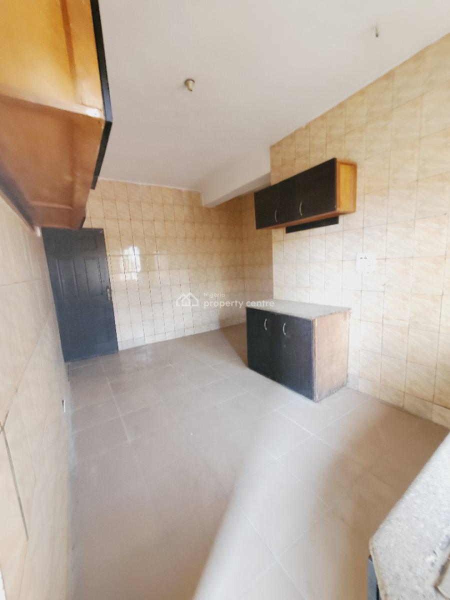 Luxury 2 Bedroom Flat on The 1st Floor, By Old Secretariat, Durumi, Abuja, Flat / Apartment for Rent