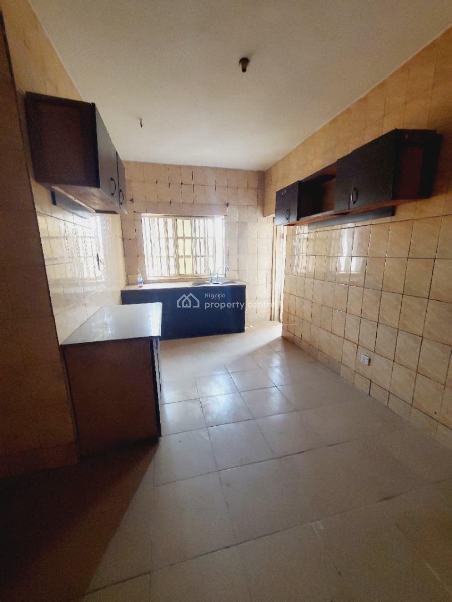 Luxury 2 Bedroom Flat on The 1st Floor, By Old Secretariat, Durumi, Abuja, Flat / Apartment for Rent