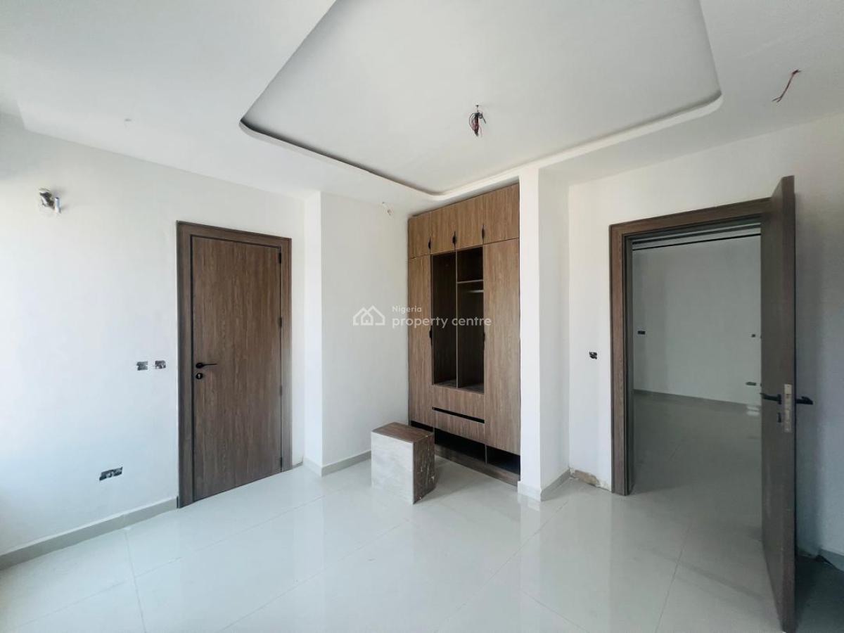 Units of 2 Bedroom Apartments with Swimming Pool and Gym, Lekki Phase 1, Lekki, Lagos, Block of Flats for Sale