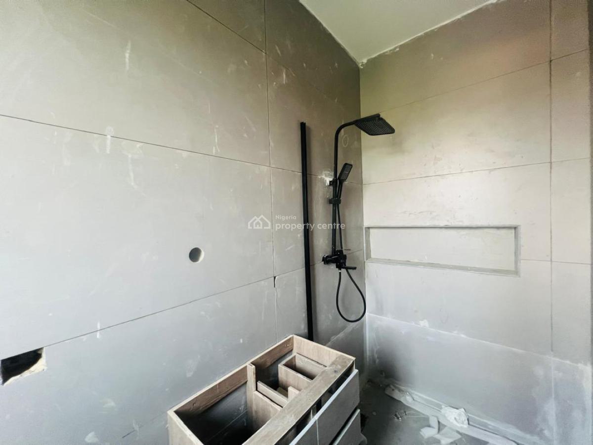 Units of 2 Bedroom Apartments with Swimming Pool and Gym, Lekki Phase 1, Lekki, Lagos, Block of Flats for Sale