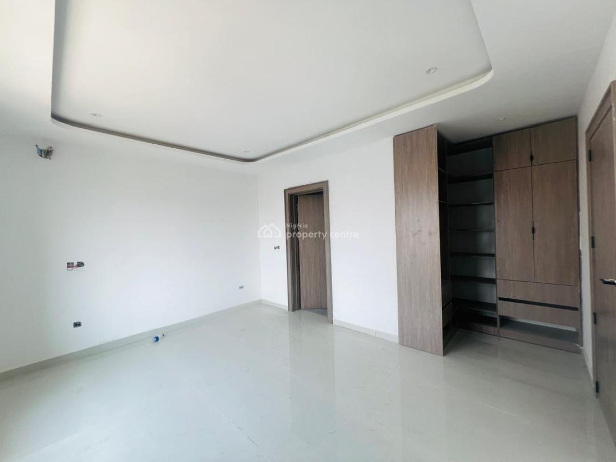 Units of 2 Bedroom Apartments with Swimming Pool and Gym, Lekki Phase 1, Lekki, Lagos, Block of Flats for Sale