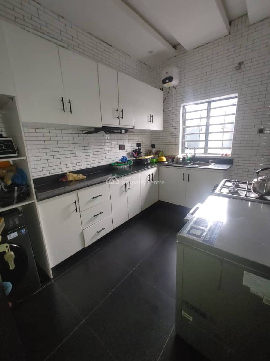 Very Sharp 2 Bedroom Apartment, Sangotedo, Ajah, Lagos, Flat / Apartment for Rent