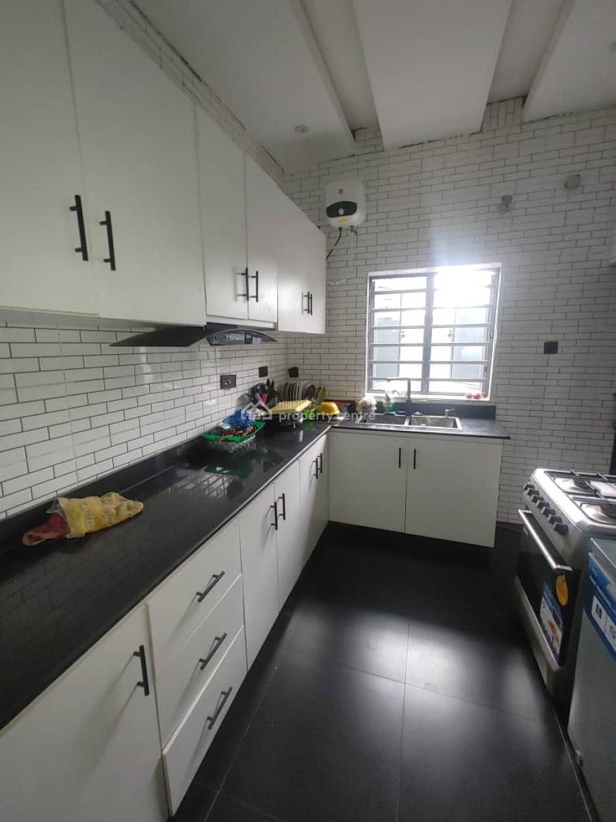 Very Sharp 2 Bedroom Apartment, Sangotedo, Ajah, Lagos, Flat / Apartment for Rent