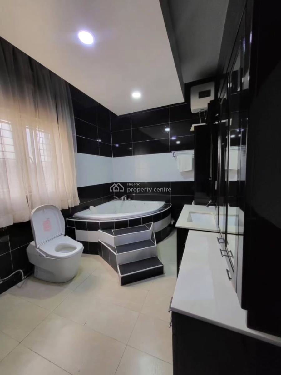 8 Bedroom Fully Detached Duplex, Maitama District, Abuja, Detached Duplex for Sale