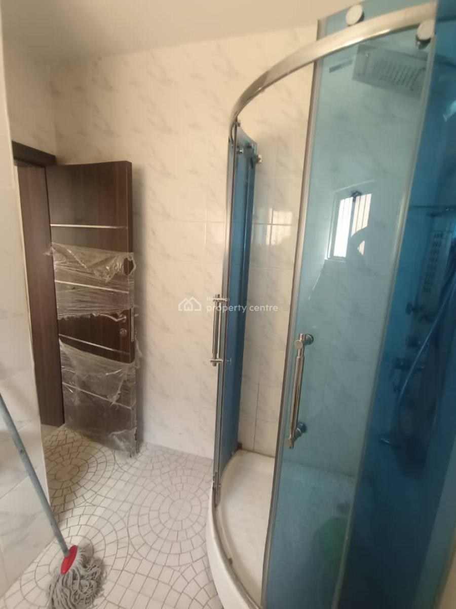 Spacious 5 Bedroom Fully Detached Duplex with Bq, Lekki Phase 1, Lekki, Lagos, Detached Duplex for Rent