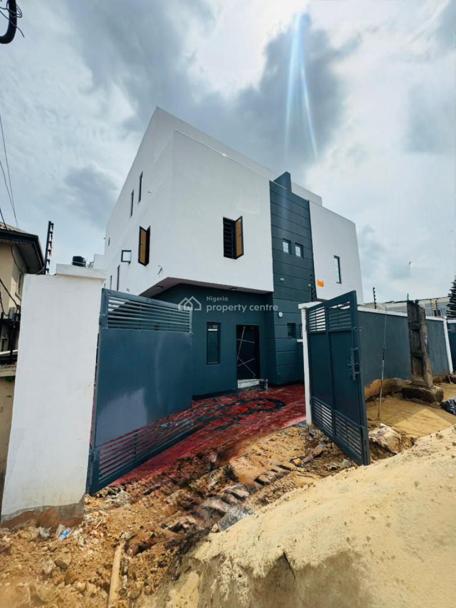 Beautifully Crafted 4 Bedroom Semi Detached Duplex, Gra Phase 1, Magodo, Lagos, Semi-detached Duplex for Sale