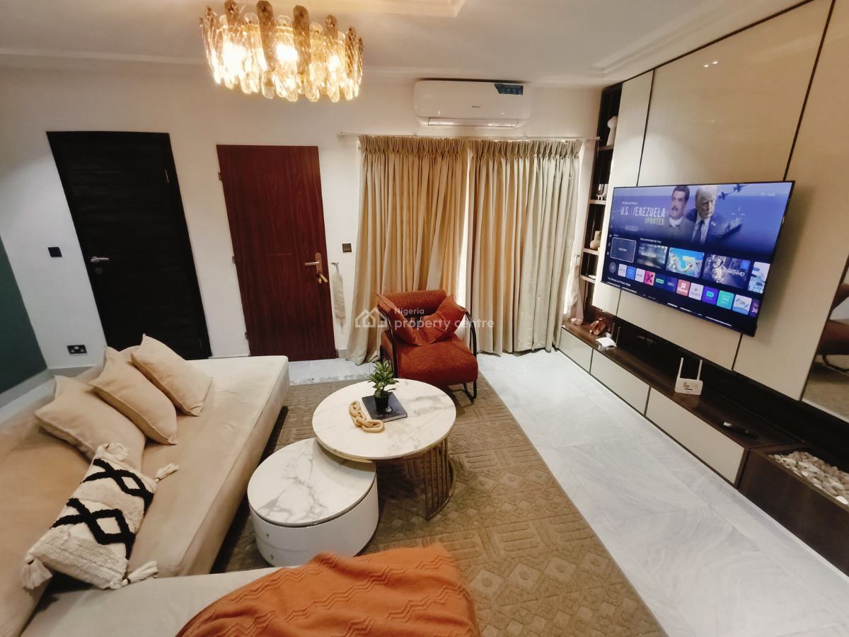 Mini Flat (room & Parlour) Apartment, Lekki Phase 1, Lekki, Lagos, Mini Flat (room and Parlour) Short Let