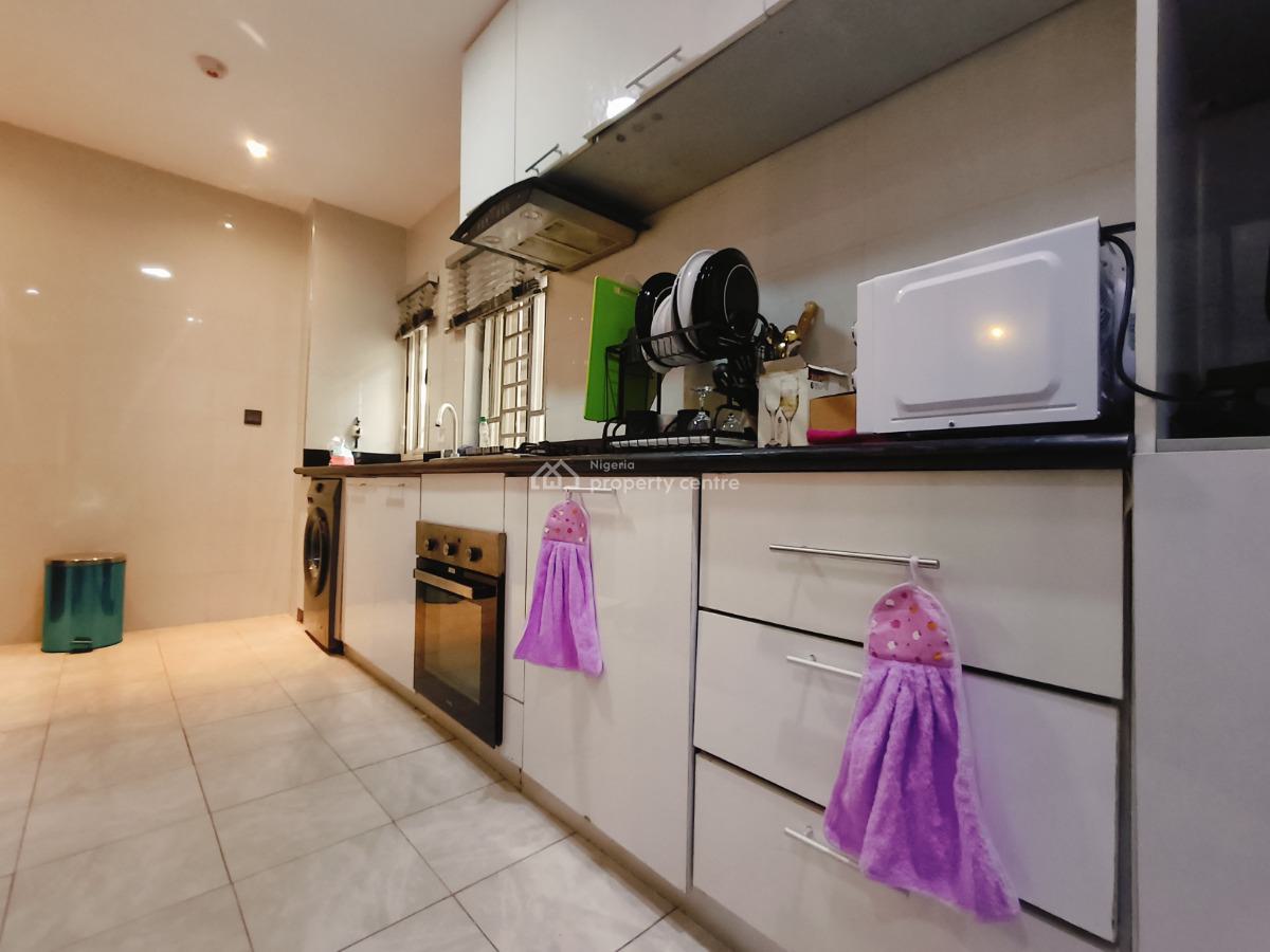 Mini Flat (room & Parlour) Apartment, Lekki Phase 1, Lekki, Lagos, Mini Flat (room and Parlour) Short Let