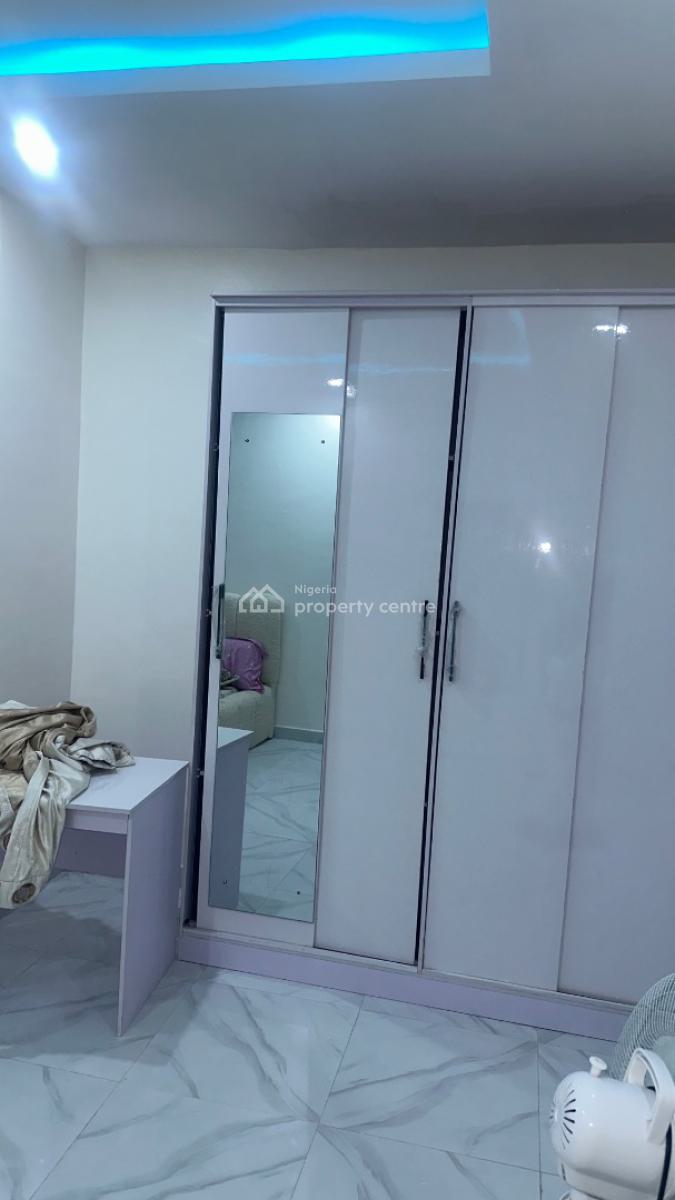 Furnished Room in a 3 Bedroom Shared Apartment, Ikate Elegushi, Lekki, Lagos, Self Contain (single Rooms) for Rent