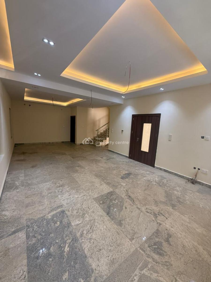 Newly Built & Tastefully Finished 5 Bedrooms Semi-detached Duplex, Guzape Main, Guzape District, Abuja, Semi-detached Duplex for Rent