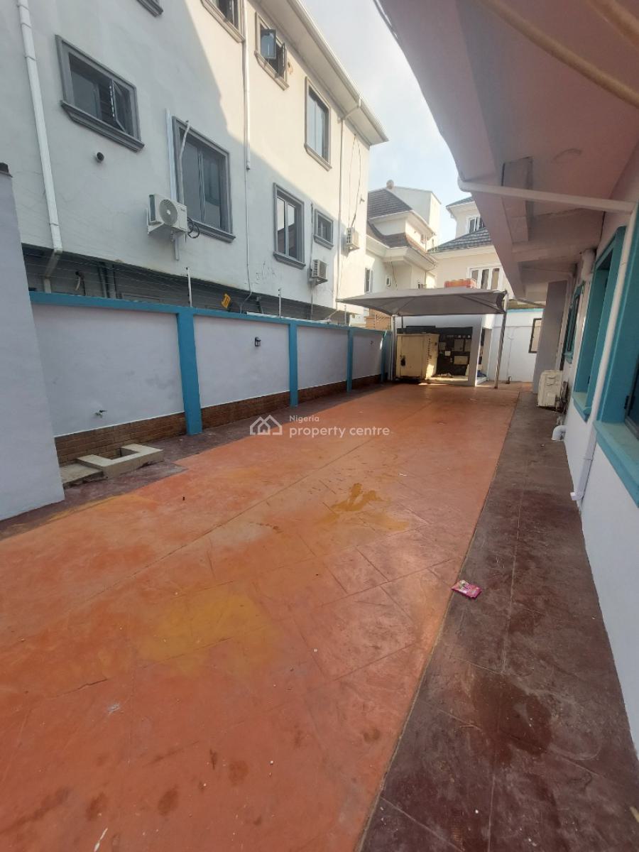 4 Bedroom Maisonette Available, Off Banana Island Road, Banana Island, Ikoyi, Lagos, House for Rent