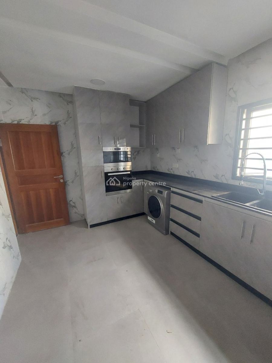 4 Bedroom Maisonette Available, Off Banana Island Road, Banana Island, Ikoyi, Lagos, House for Rent