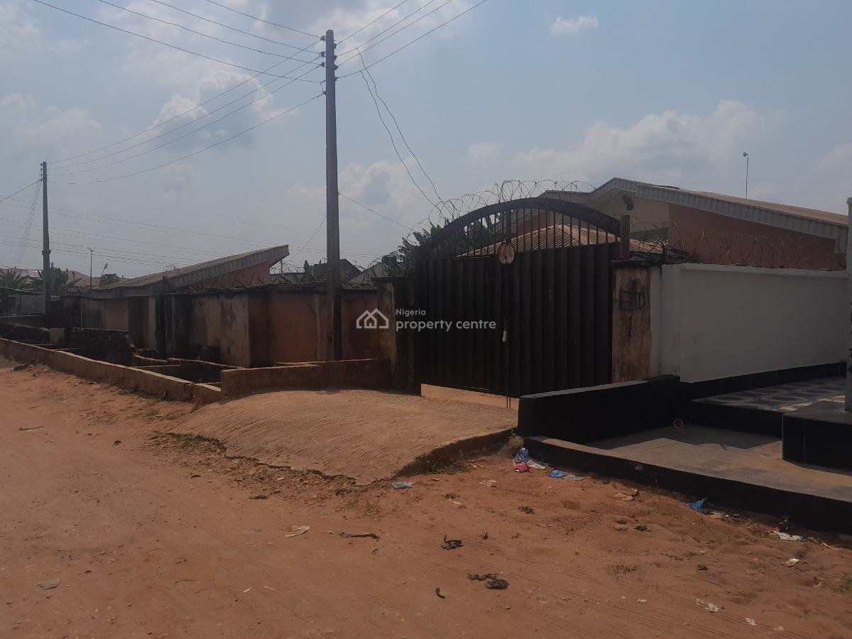 4 Bedroom Bungalow with 5 Toilets, 2 Bedrooms Flat 100ft By 100ft Land, Oko-central Road, Off Airport Road Gra, Benin, Oredo, Edo, Detached Bungalow for Sale