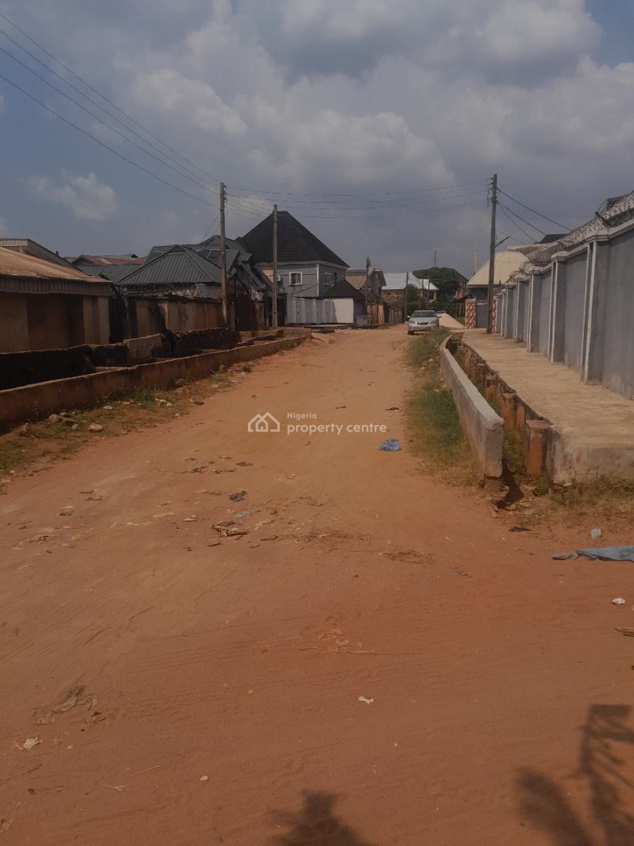 4 Bedroom Bungalow with 5 Toilets, 2 Bedrooms Flat 100ft By 100ft Land, Oko-central Road, Off Airport Road Gra, Benin, Oredo, Edo, Detached Bungalow for Sale