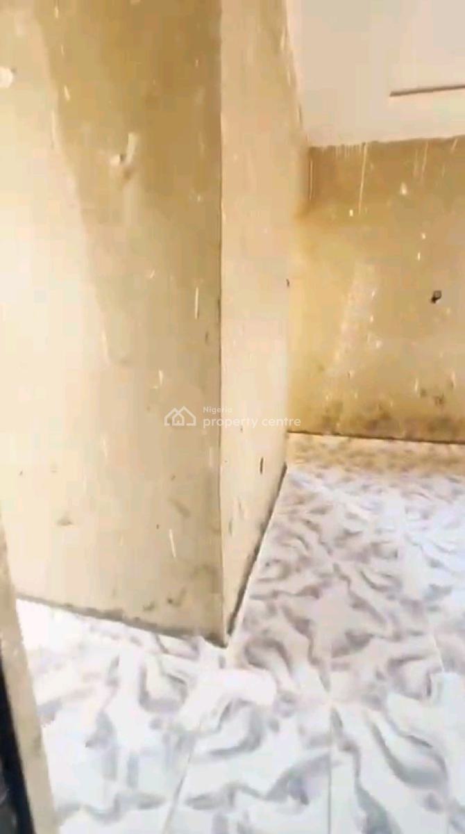 Executive, Very Decent, Standard and Nice Two  Bedrooms Flat, Off Pedro Road, Shomolu, Lagos, Flat / Apartment for Rent