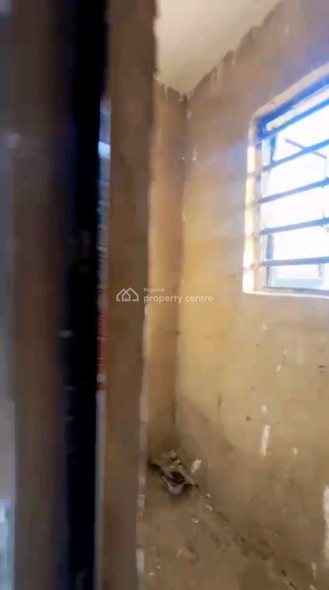 Executive, Very Decent, Standard and Nice Two  Bedrooms Flat, Off Pedro Road, Shomolu, Lagos, Flat / Apartment for Rent