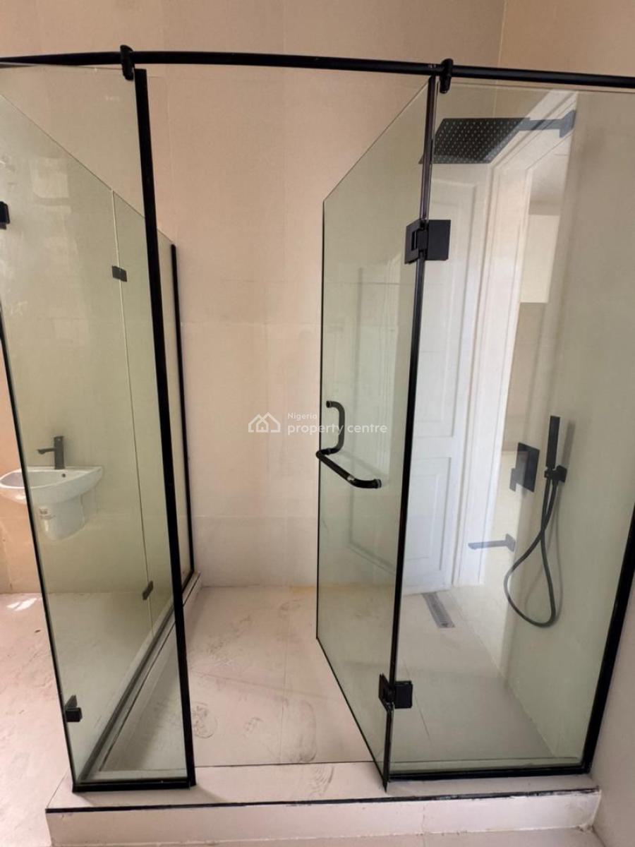 Modern 3 Bedroom Apartment with Swimming Pool & Ideal for Investment, Modern 3 Bedroom Apartment with Swimming Pool & Ideal for Investment, Lekki Phase 1, Lekki, Lagos, Flat / Apartment for Sale