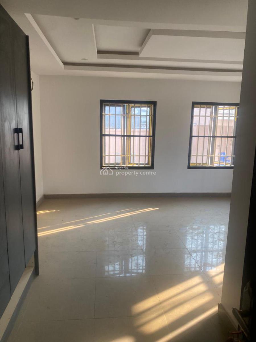 Stunning 3 Bedroom Flat on The Ground Floor Along a Tarred Road, Jahi, Abuja, Flat / Apartment for Rent